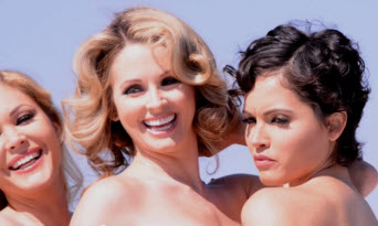 miss-america-posed-naked-to-protect-animals