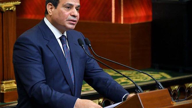 الحكومة المصرية تقدم استقالتها إلى السيسي